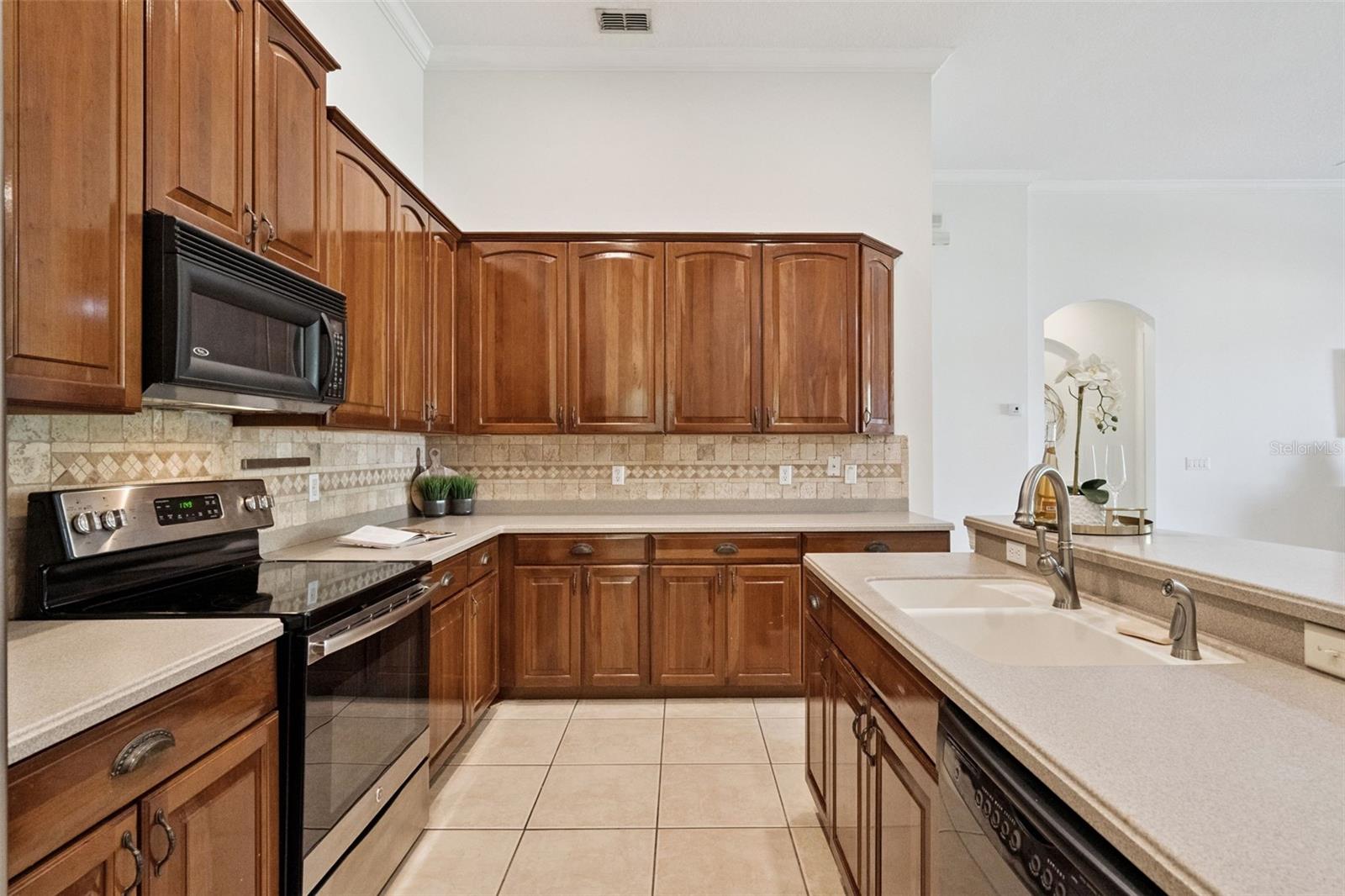 PROVIDENCE PH 01 50 03 - Residential