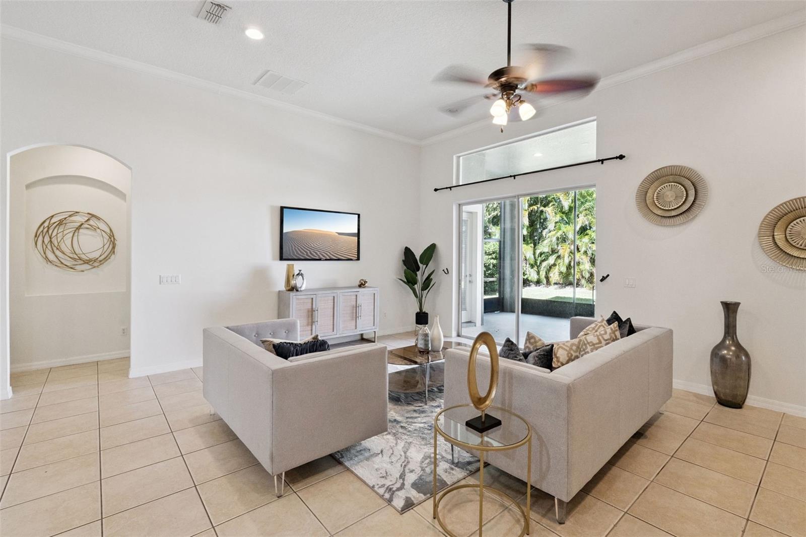 PROVIDENCE PH 01 50 03 - Residential