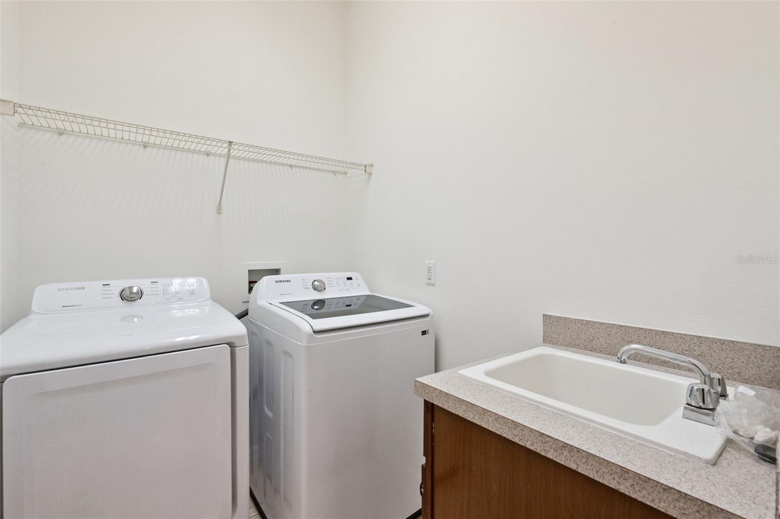 PROVIDENCE PH 01 50 03 - Residential