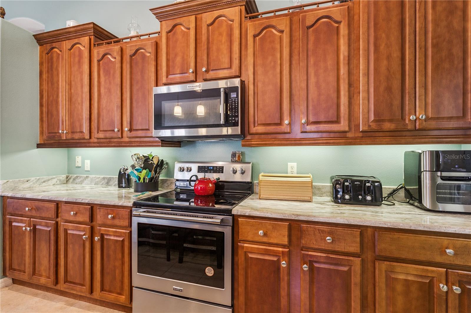 PLANTATION AT LEESBURG BELLE TERRE VILLAGE L - Residential