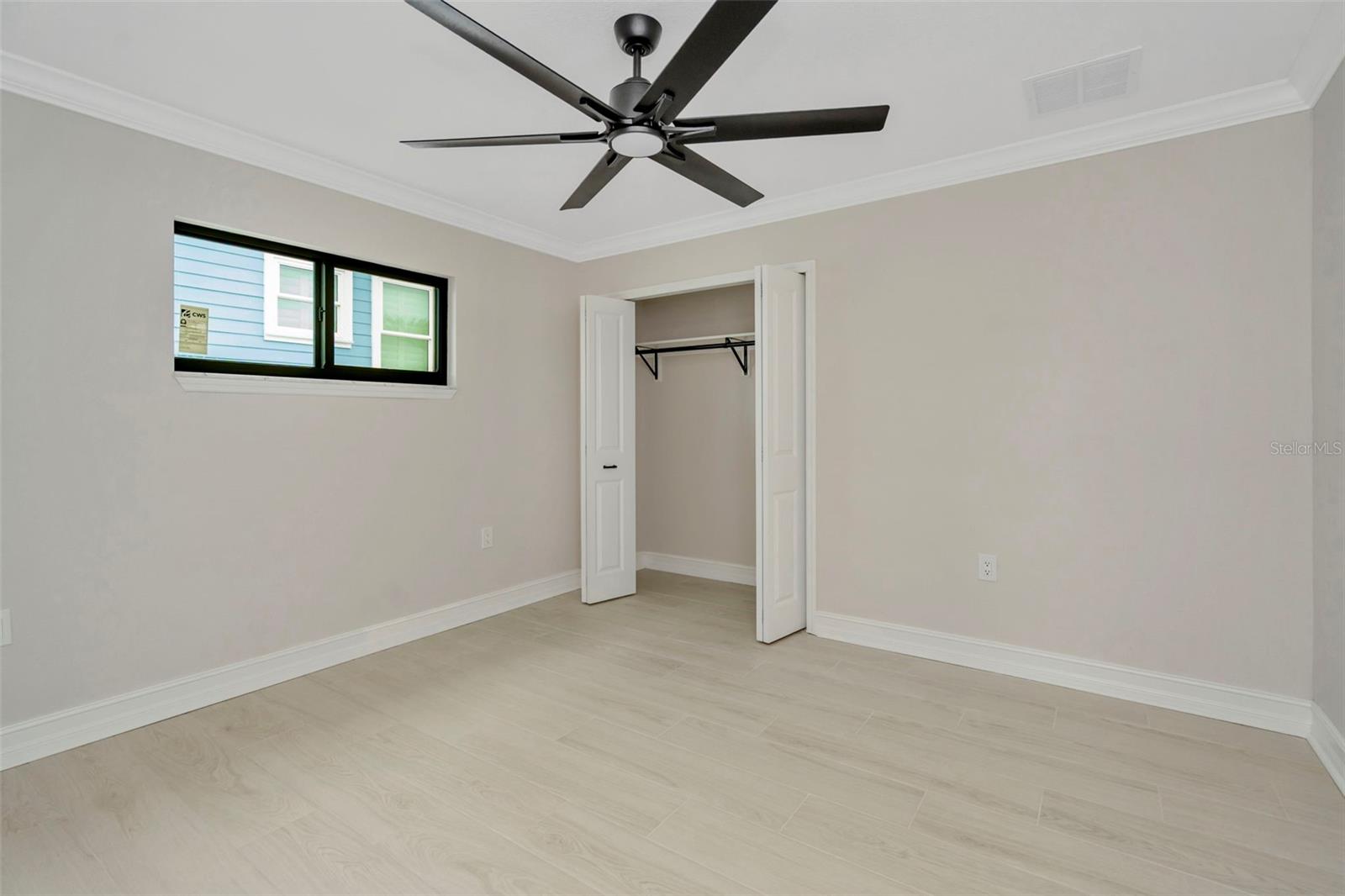 CAPRI ISLE - Residential