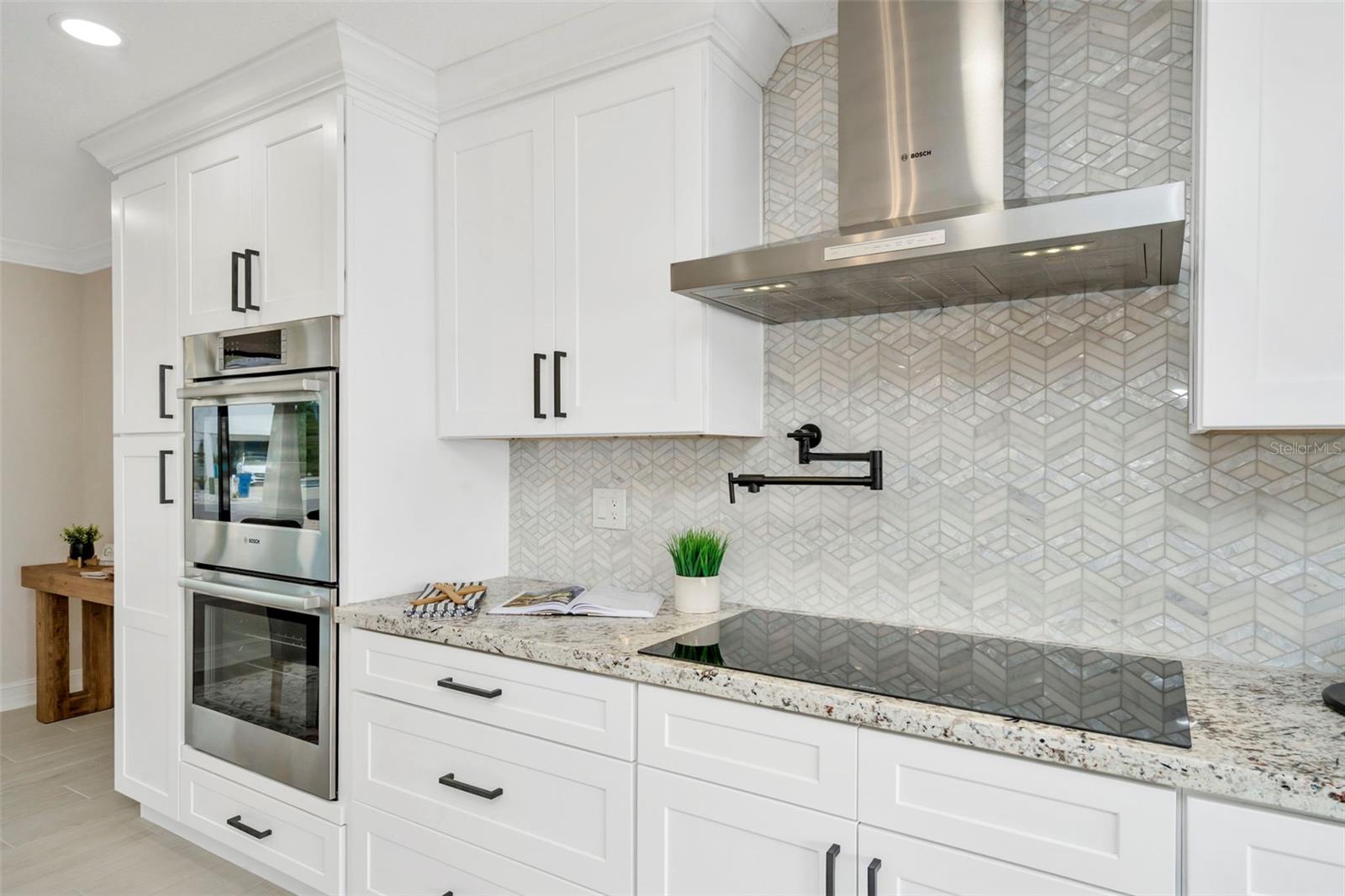 CAPRI ISLE - Residential