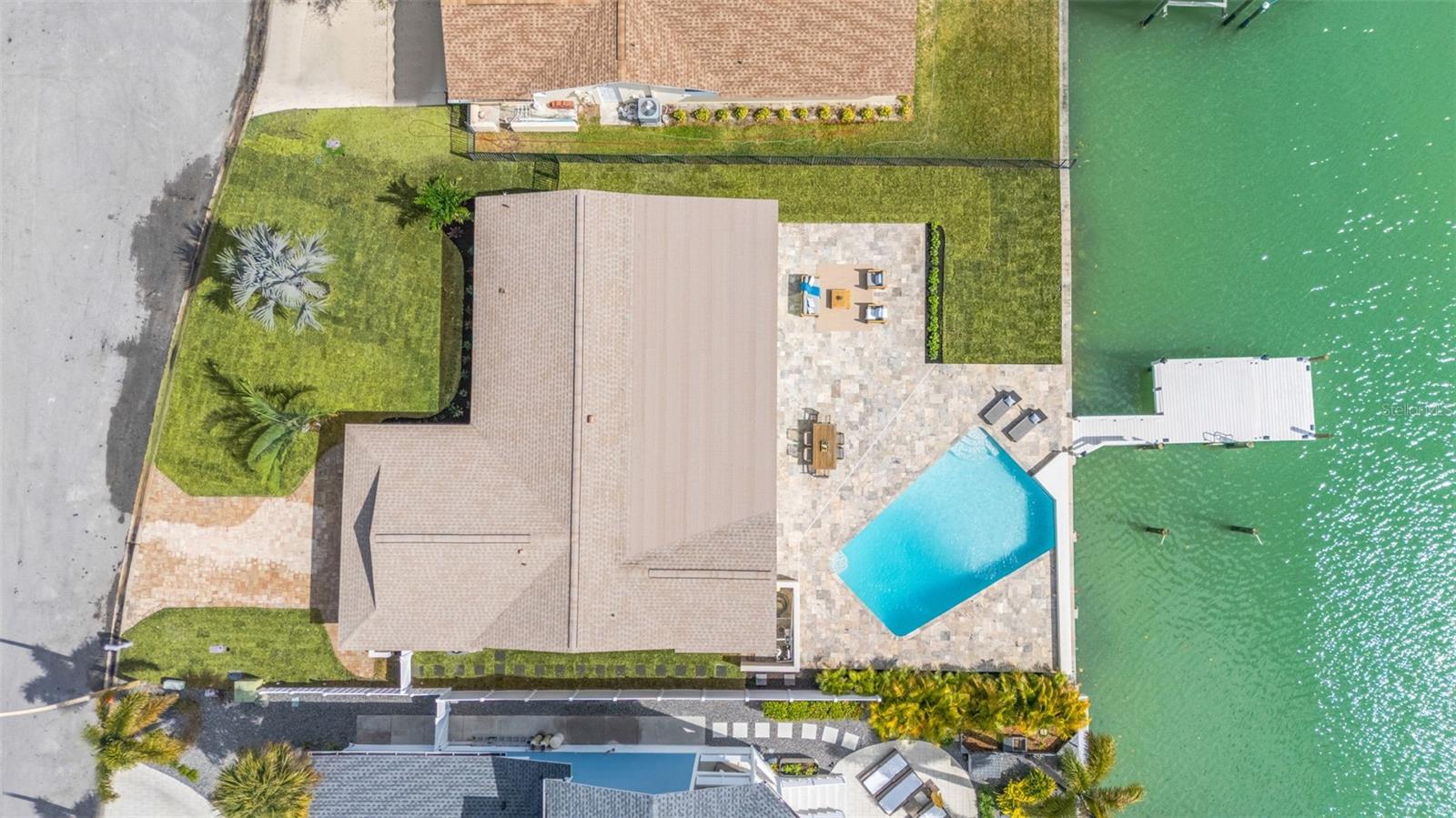 CAPRI ISLE - Residential