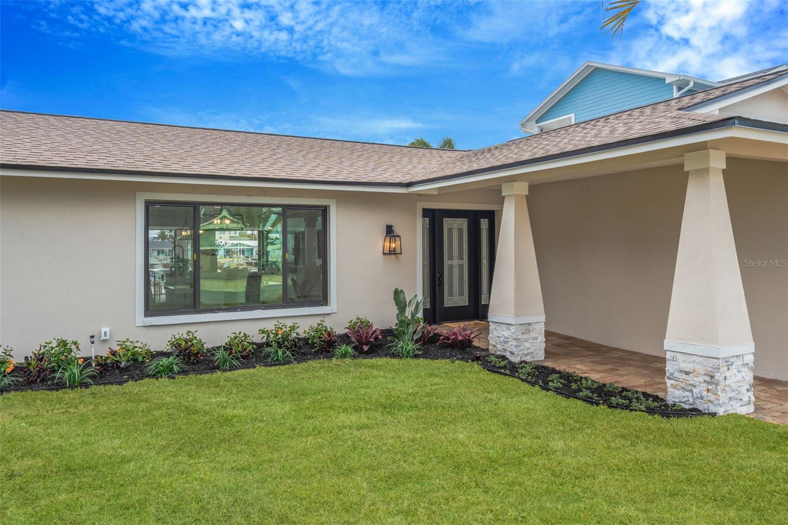 CAPRI ISLE - Residential