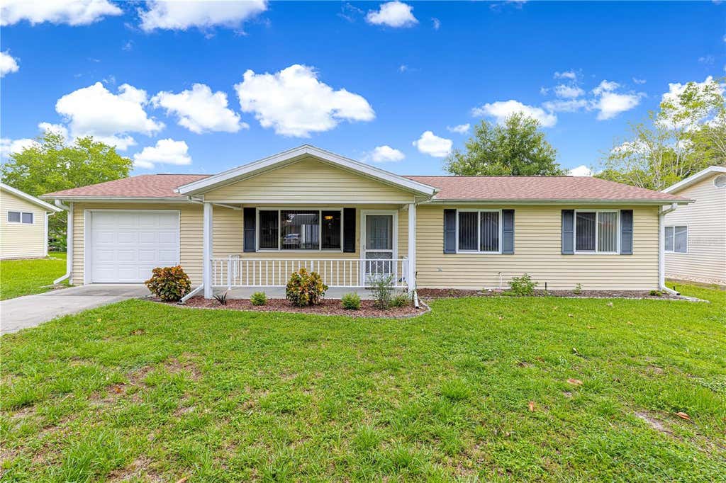 Photo of 10938 SW 84th Avenue, Ocala, FL 34481 (MLS # OM727838)