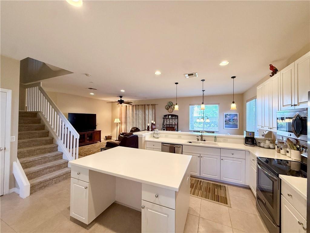 LAGUNA LAKES A B C D E G K & L - Residential