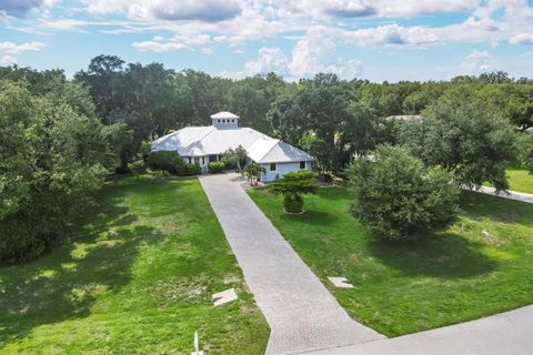 A home in PARRISH