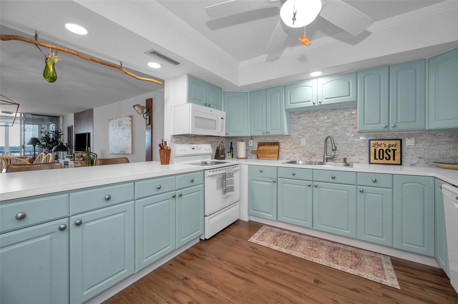 REDINGTON TOWERS BLDG 2 CONDO - Residential