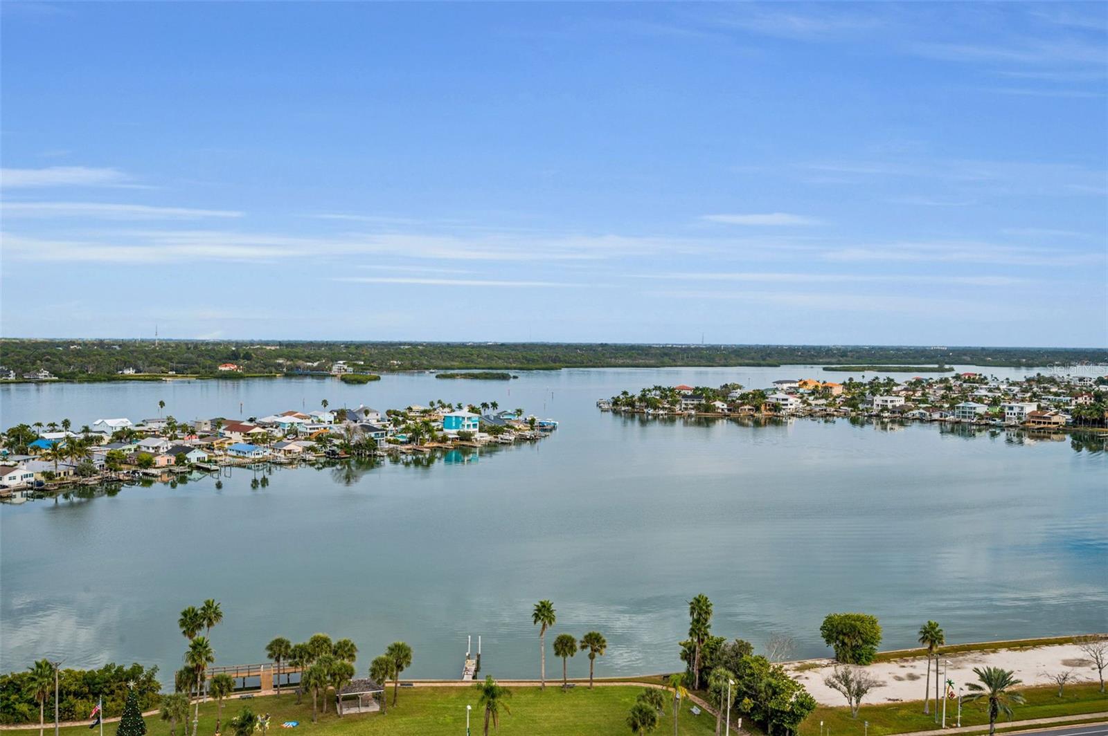 REDINGTON TOWERS BLDG 2 CONDO - Residential