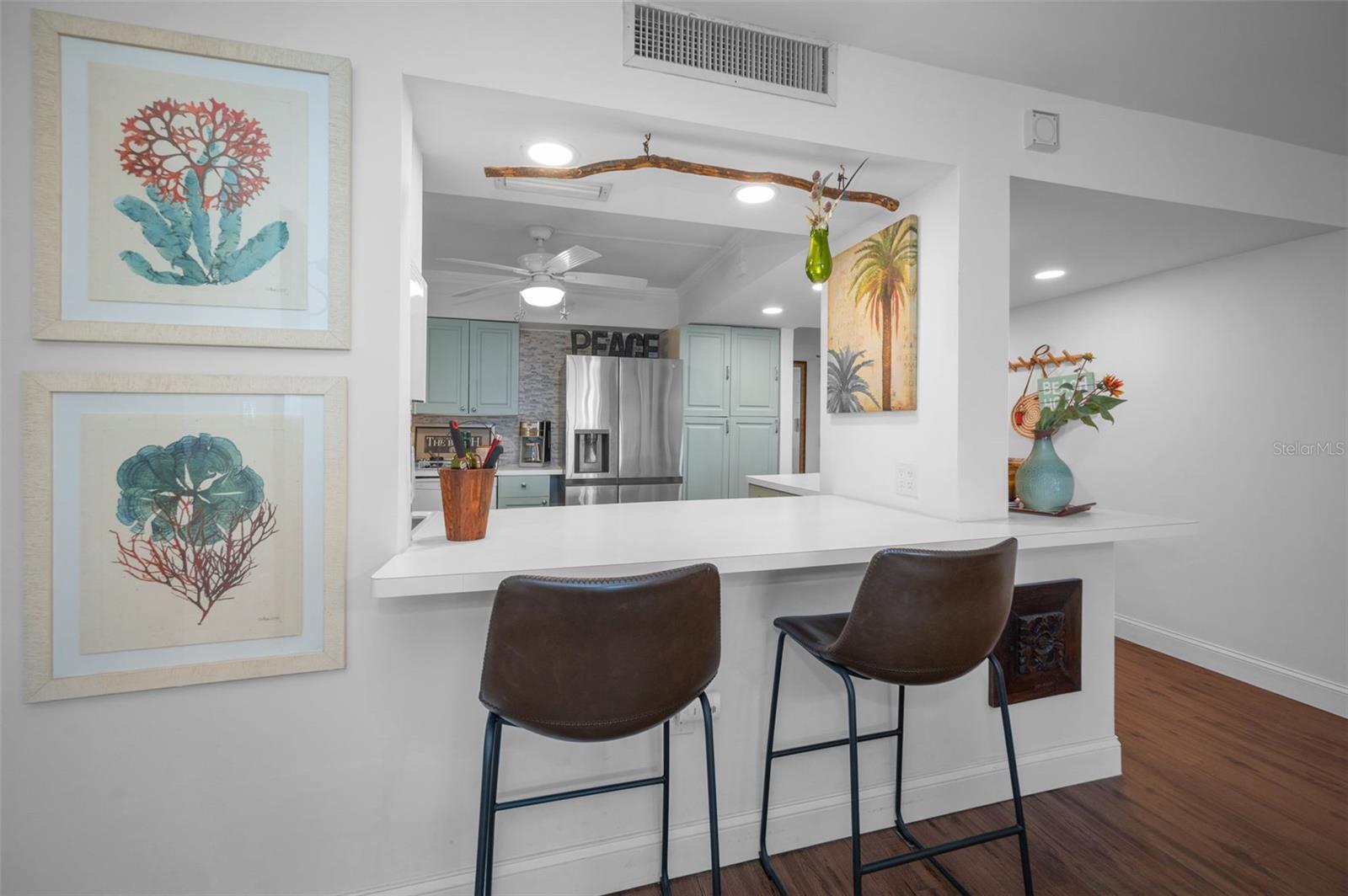 REDINGTON TOWERS BLDG 2 CONDO - Residential