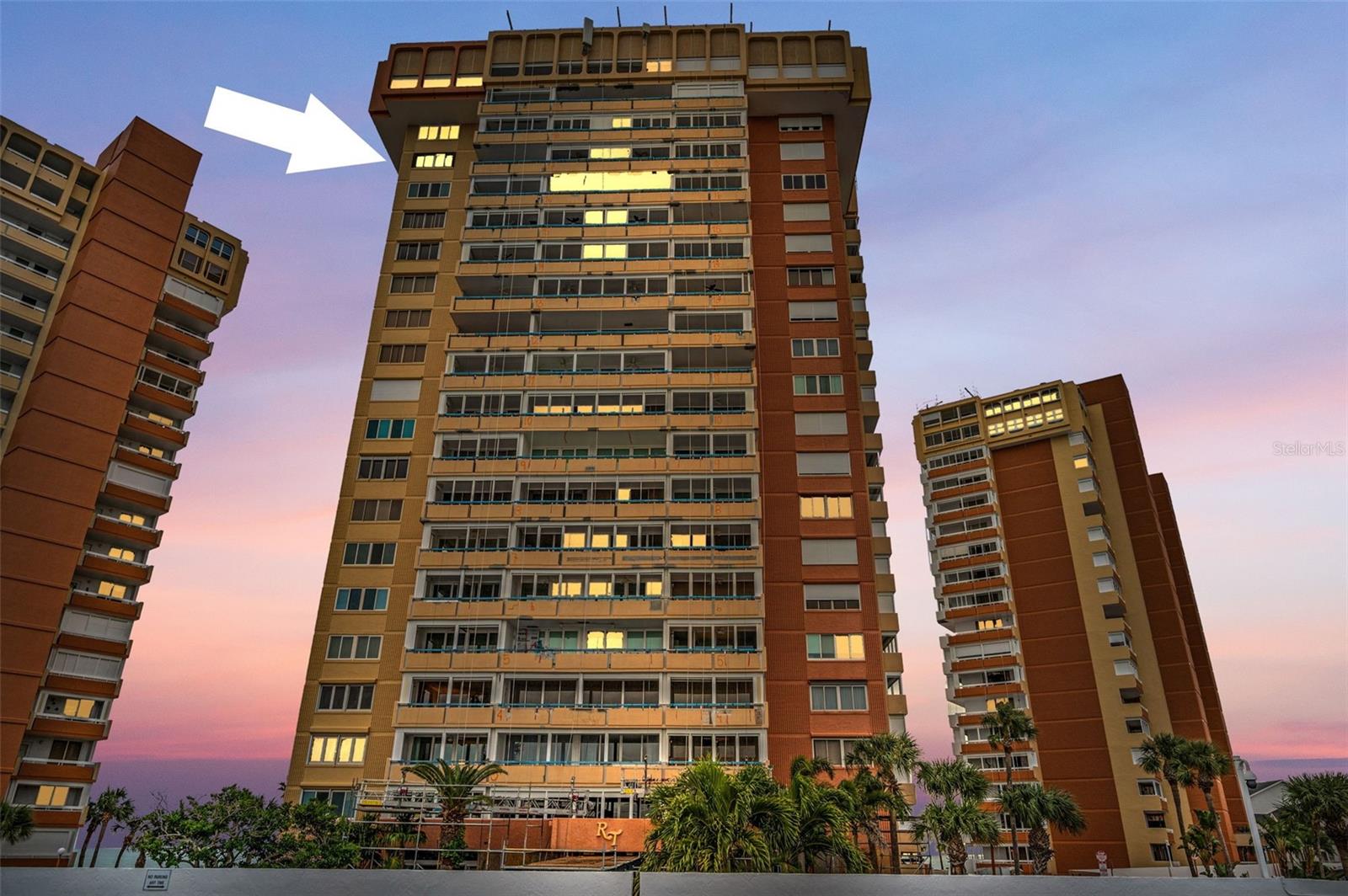 REDINGTON TOWERS BLDG 2 CONDO - Residential