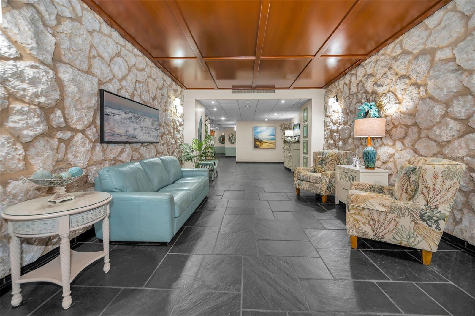 REDINGTON TOWERS BLDG 2 CONDO - Residential