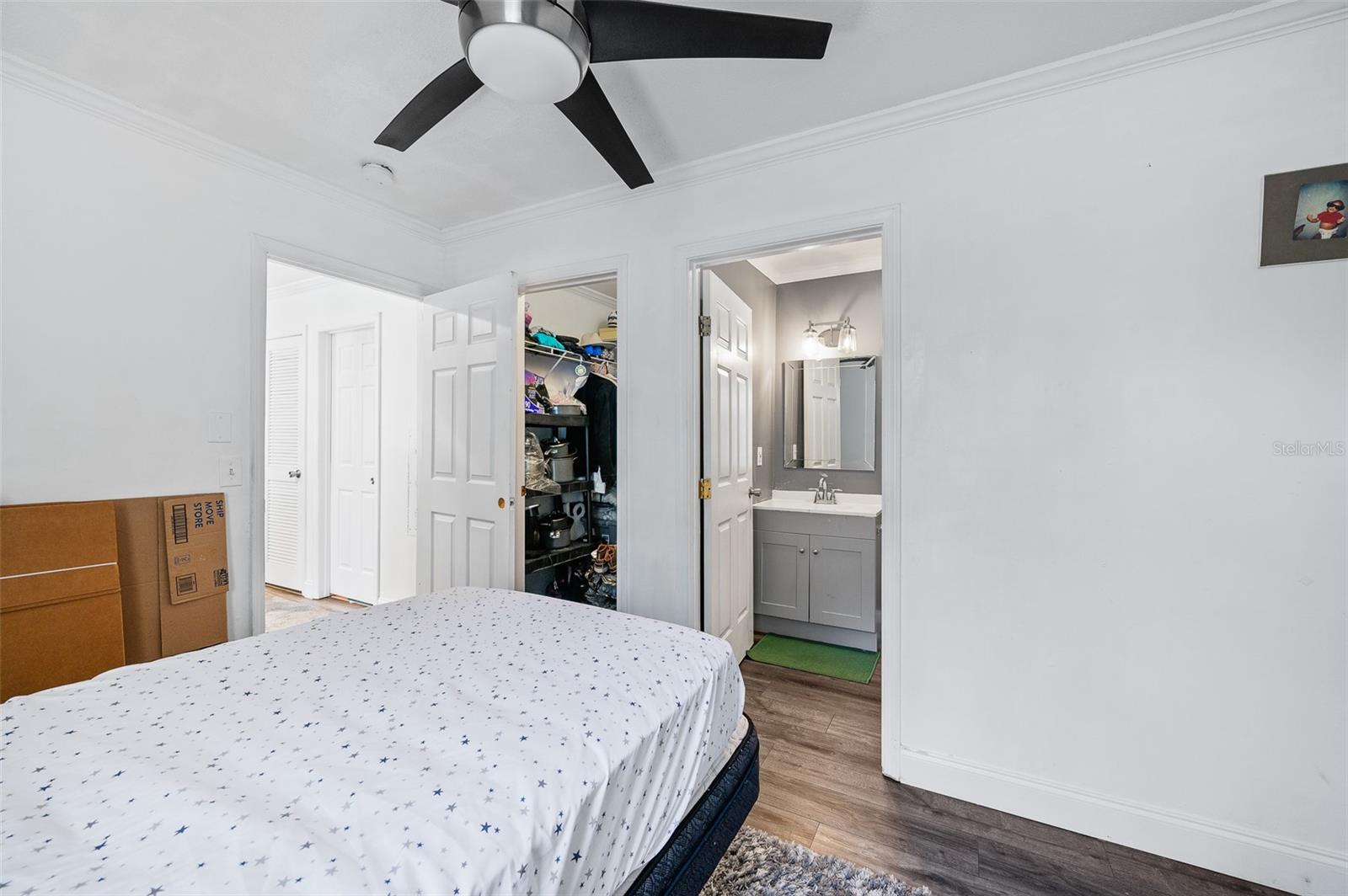 CAPSTONE QUARTERS CONDO - Residential