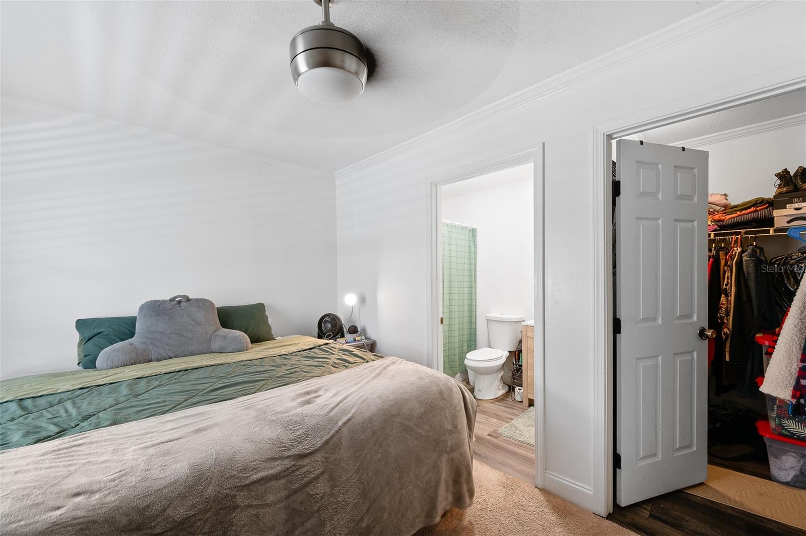 CAPSTONE QUARTERS CONDO - Residential