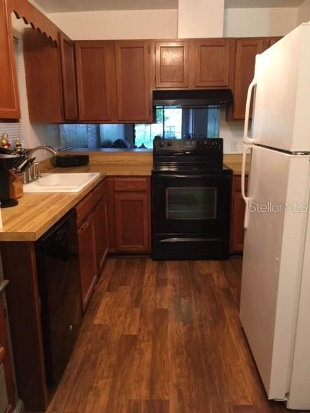 Photo of 1712 SW 67th Terrace, Gainesville, FL 32607 (MLS # GC537546)