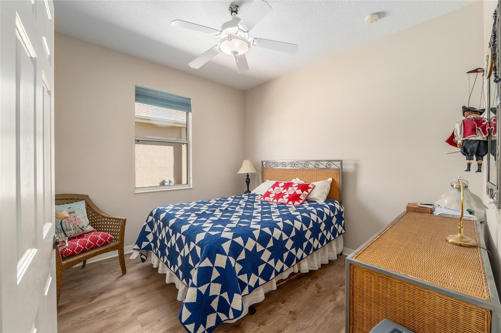 ON TOP OF THE WORLD - Residential