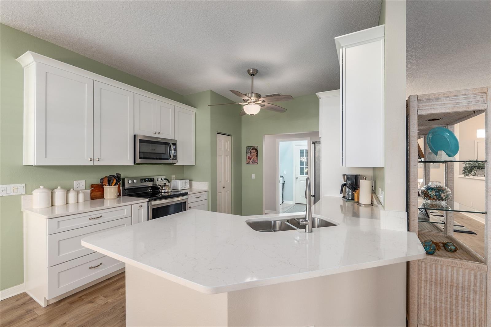 ON TOP OF THE WORLD - Residential