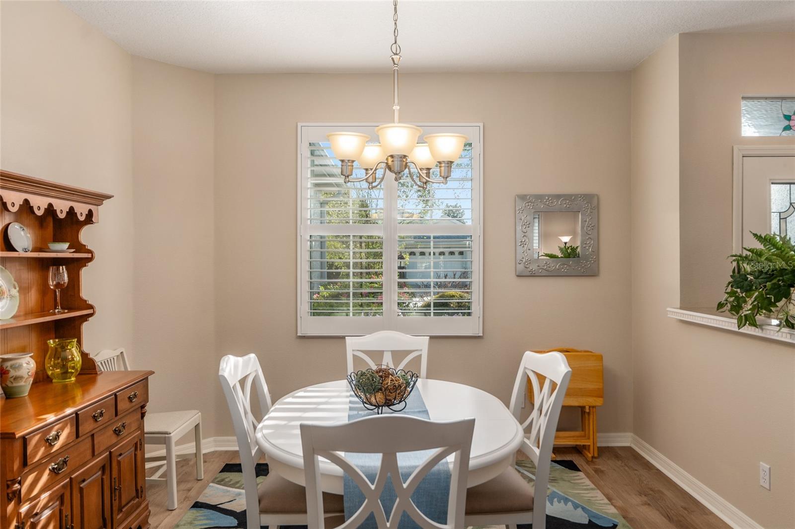 ON TOP OF THE WORLD - Residential