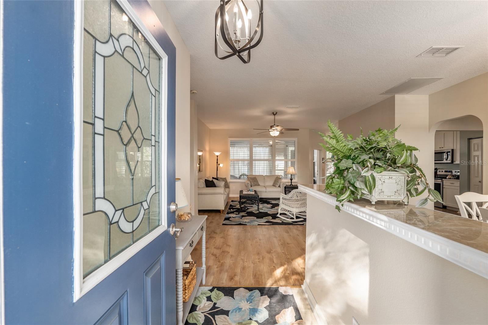 ON TOP OF THE WORLD - Residential