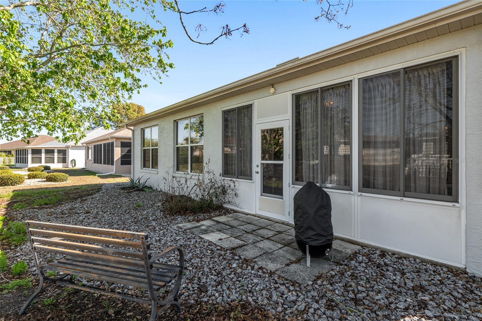 ON TOP OF THE WORLD - Residential