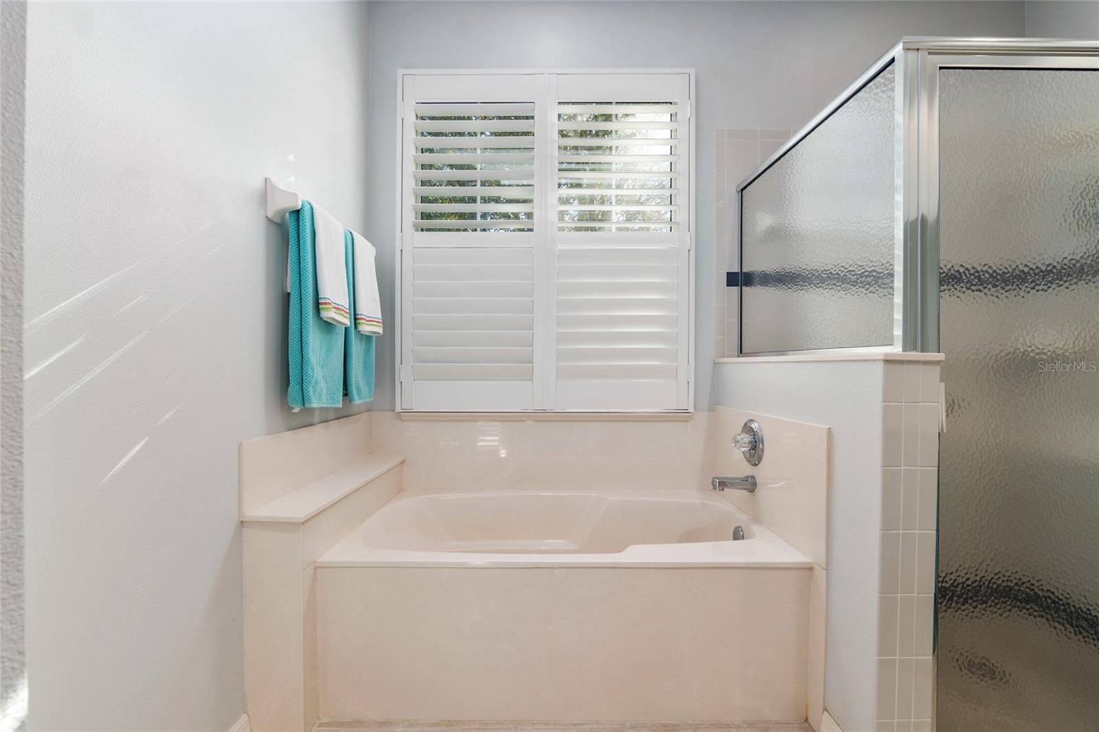 ON TOP OF THE WORLD - Residential