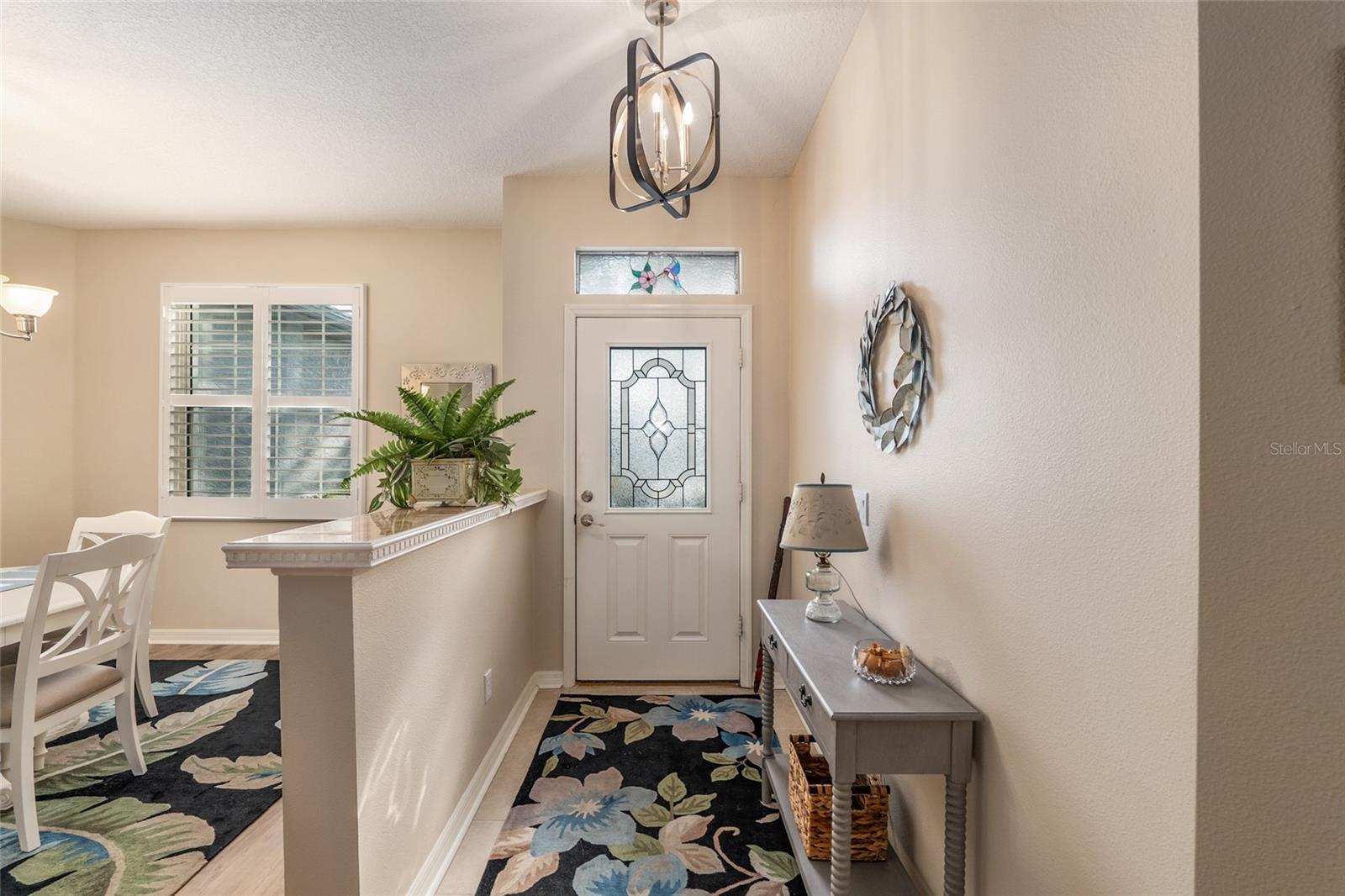 ON TOP OF THE WORLD - Residential