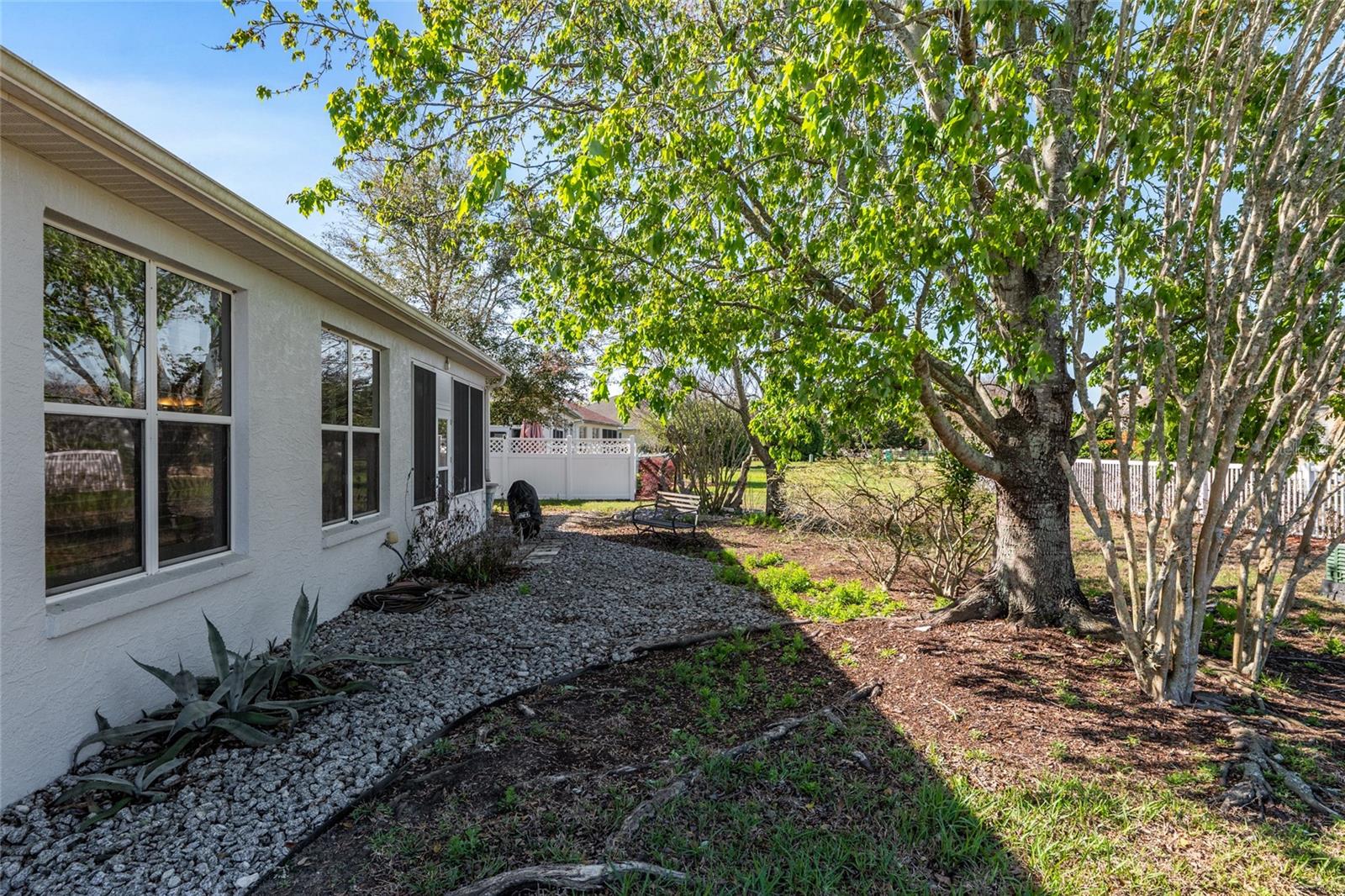 ON TOP OF THE WORLD - Residential