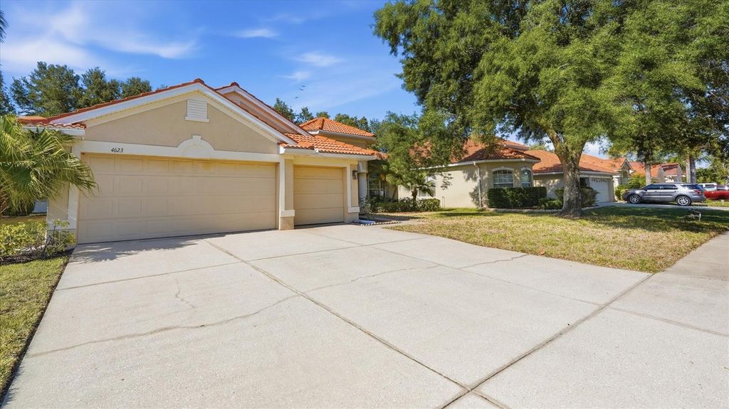 Photo of 4623 61st Drive E, Bradenton, FL 34203 (MLS # A4695039)