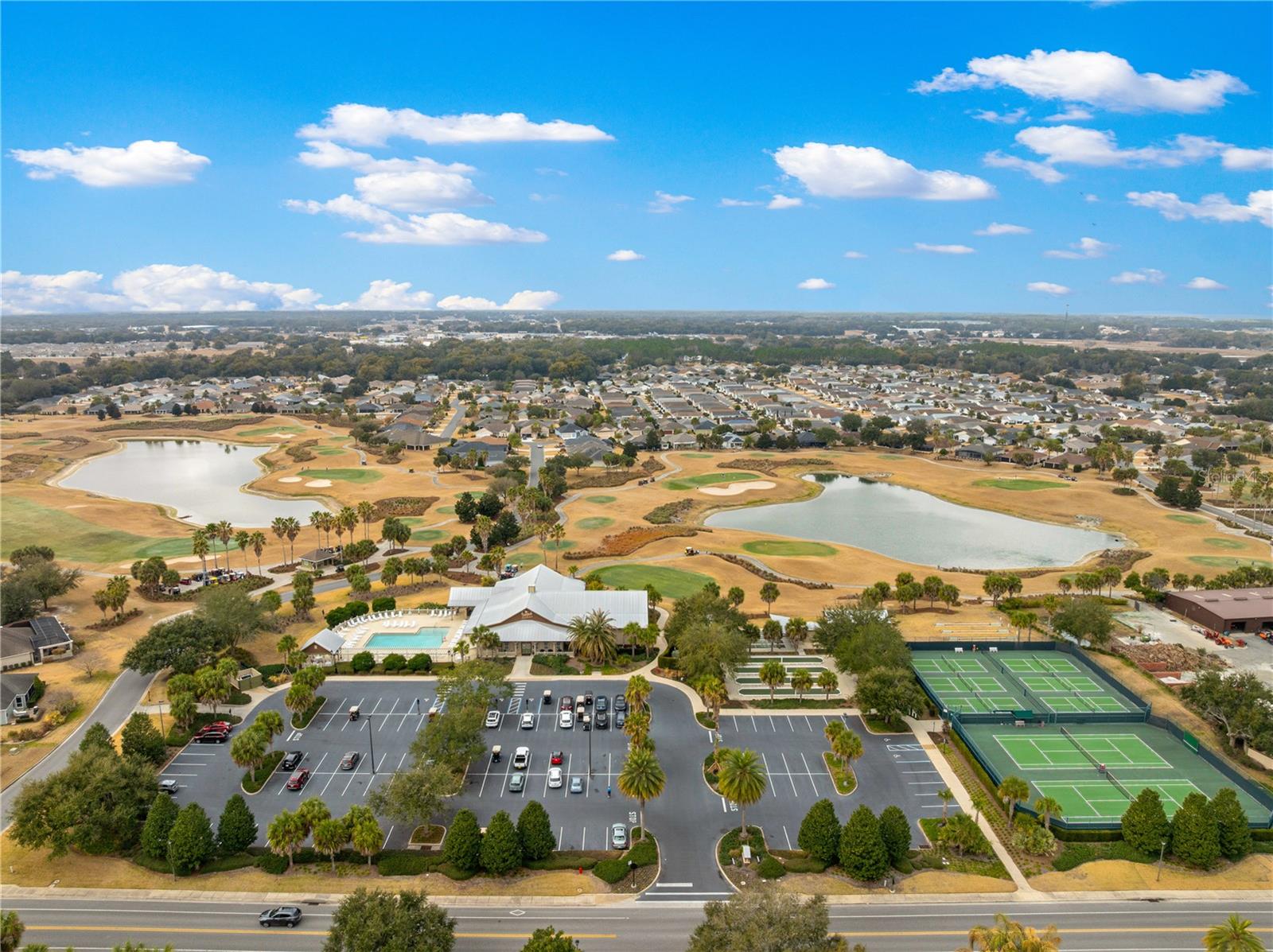 FAIRWAYS AT ROLLING HILLS FIRST ADD - Residential