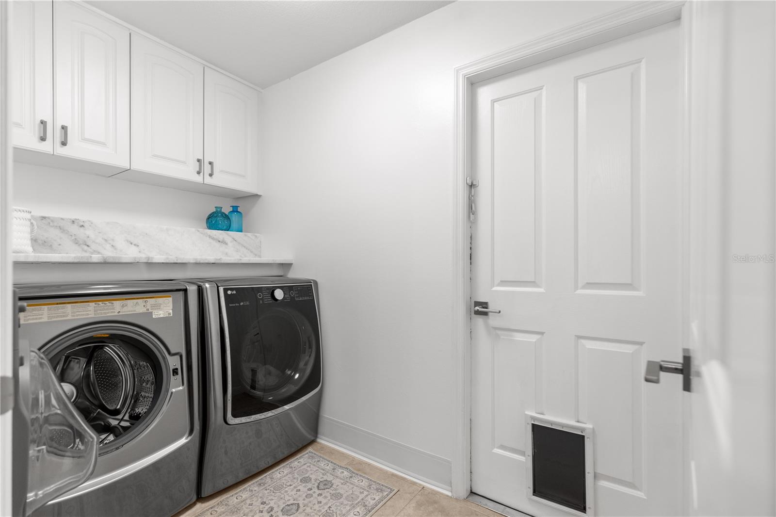 FAIRWAYS AT ROLLING HILLS FIRST ADD - Residential