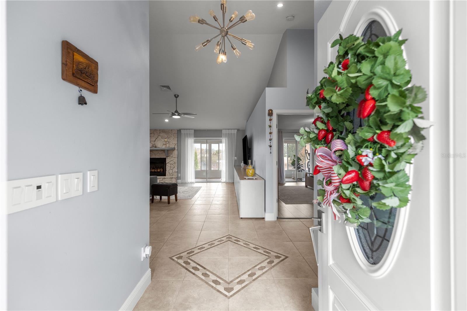 FAIRWAYS AT ROLLING HILLS FIRST ADD - Residential