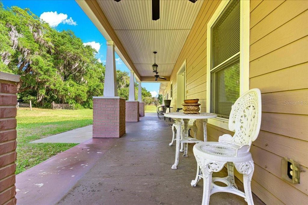 Photo of 6025 NE 19th Court, Ocala, FL 34479 (MLS # OM721810)