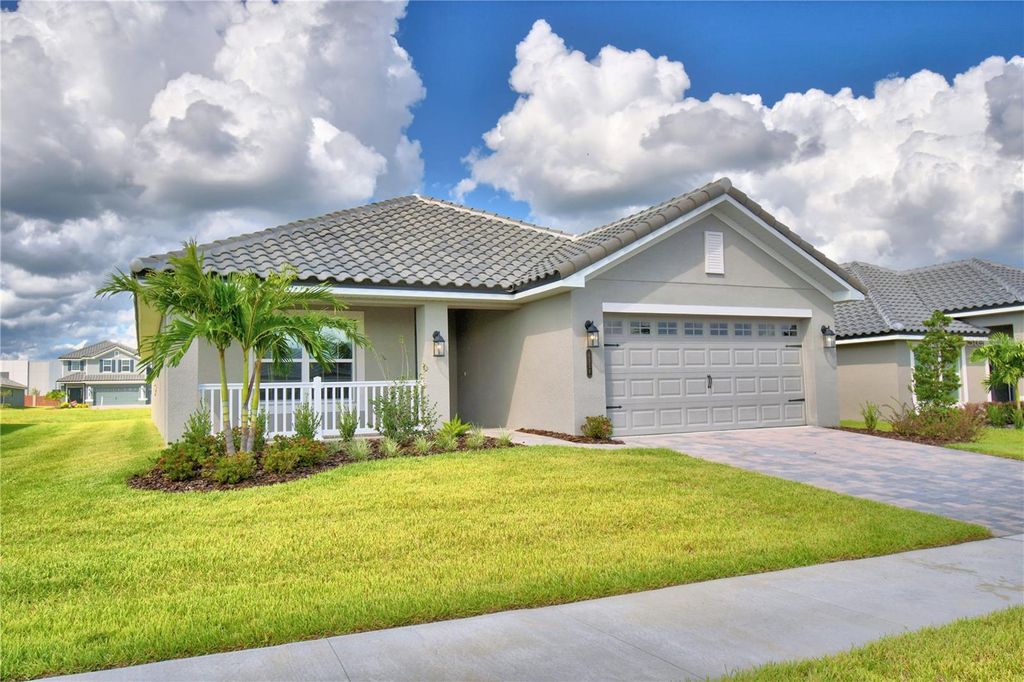 Photo of 4473 Juliana Lake Drive, Auburndale, FL 33823 (MLS # L4960681)