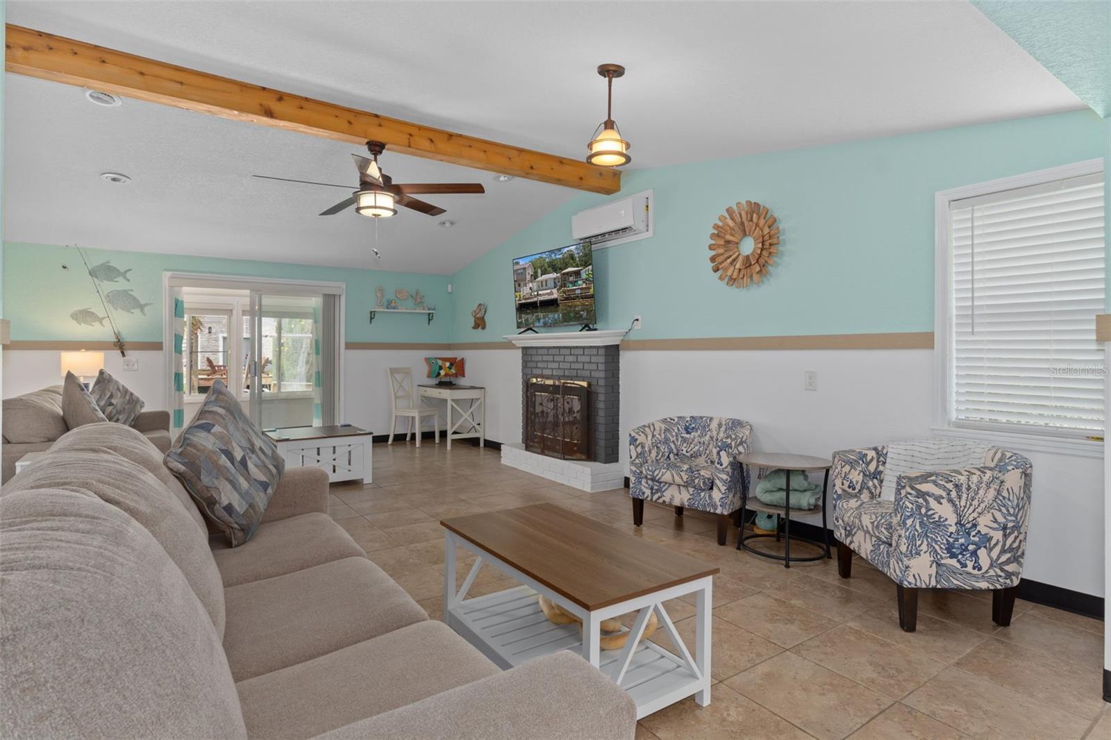 WEEKI WACHEE GARDENS - Residential