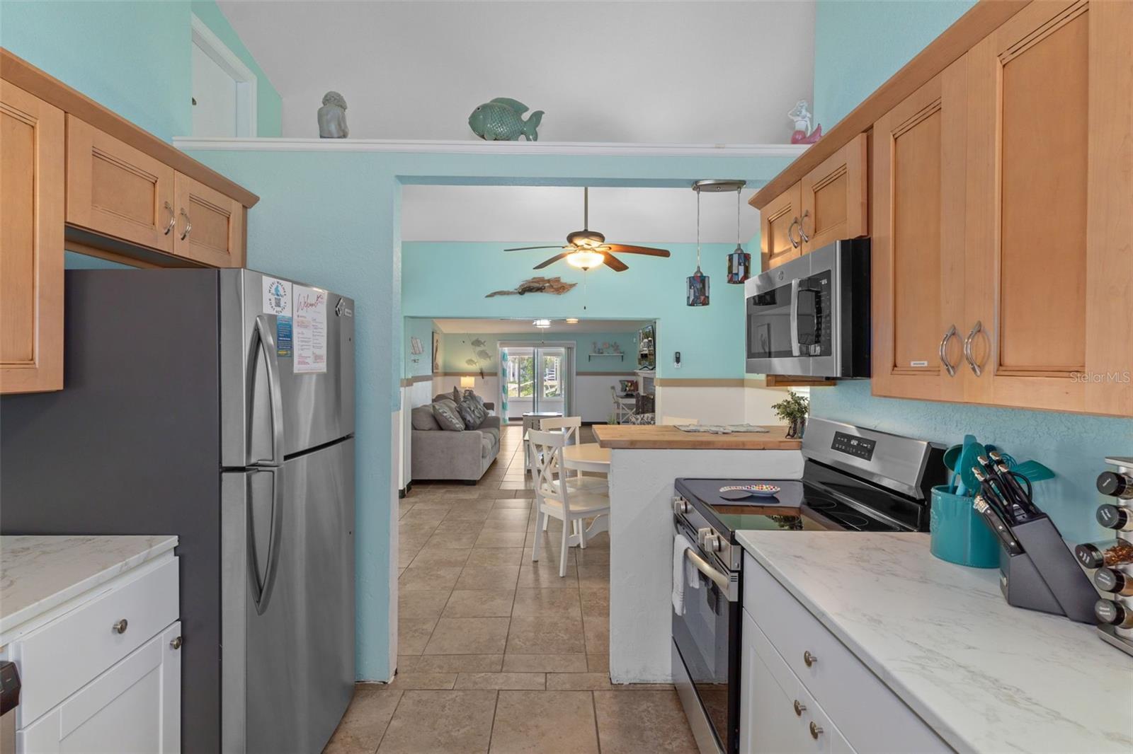 WEEKI WACHEE GARDENS - Residential
