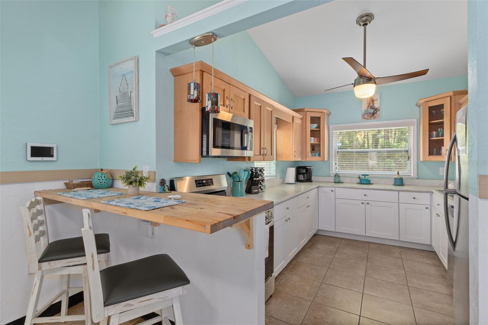 WEEKI WACHEE GARDENS - Residential