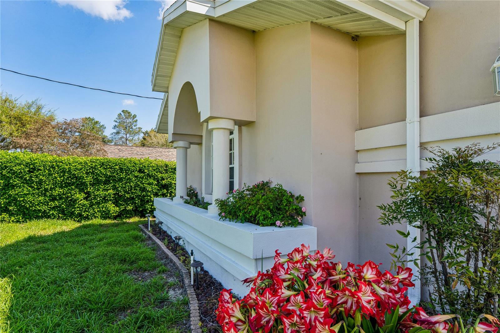 SPRING HILL - Residential