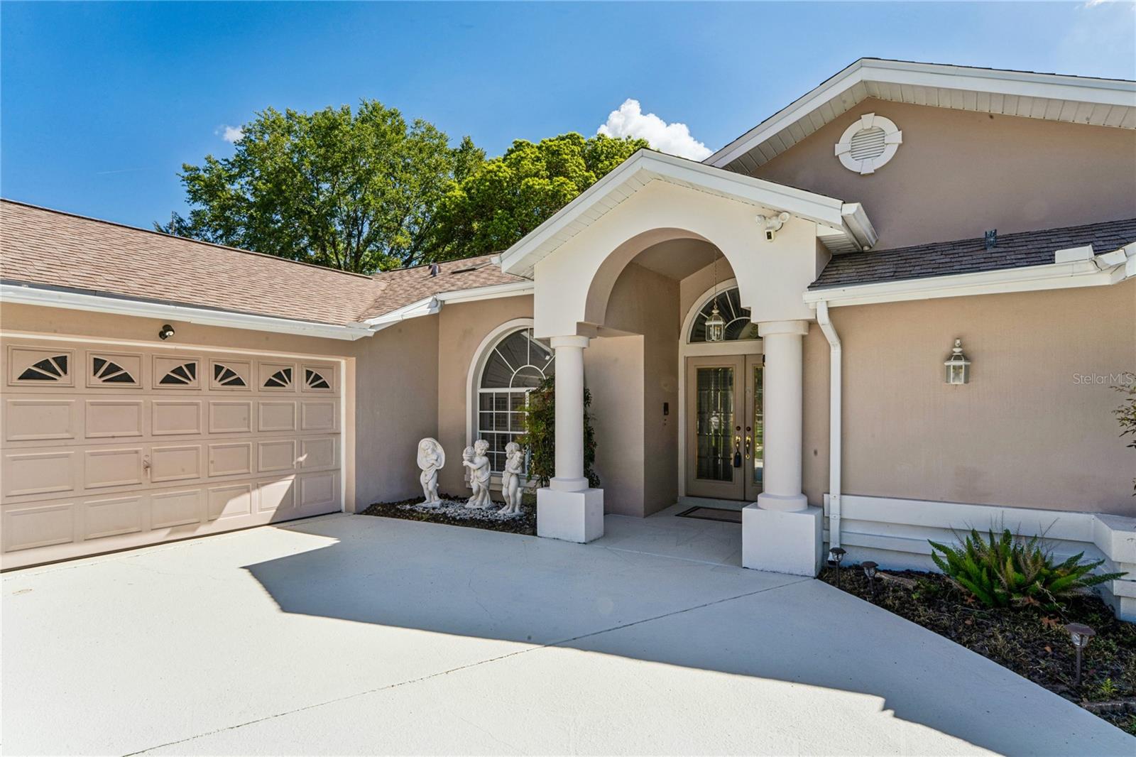 SPRING HILL - Residential