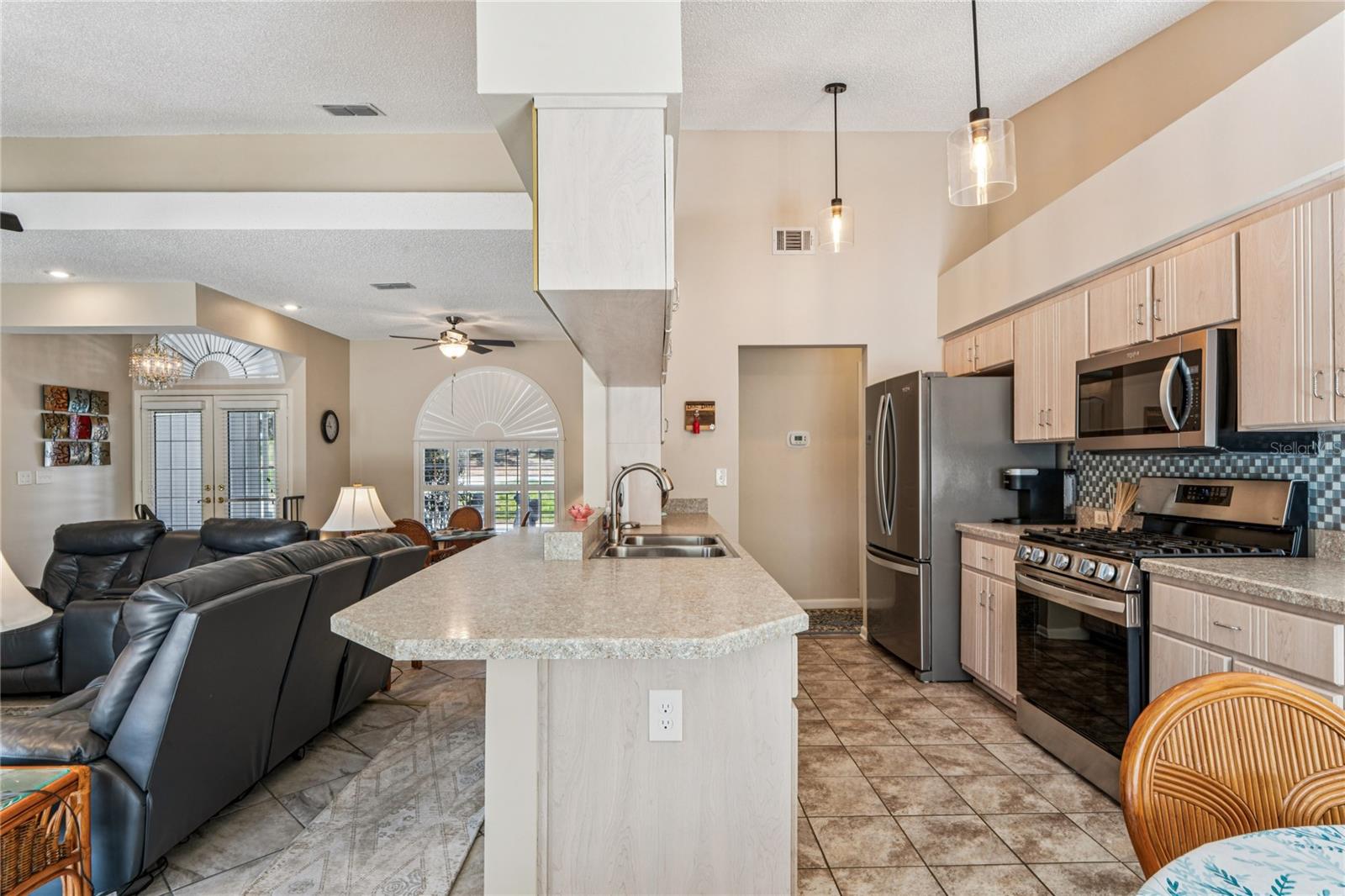 SPRING HILL - Residential