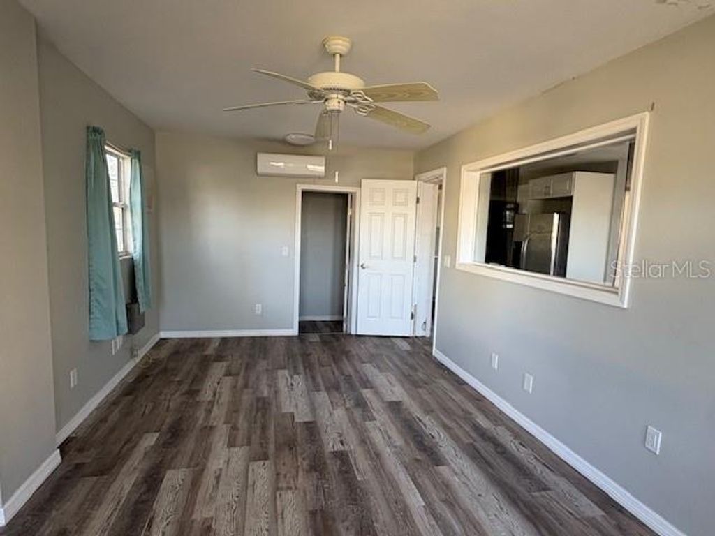 Photo of 1840 Glengary Street, Sarasota, FL 34231 (MLS # A4674979)