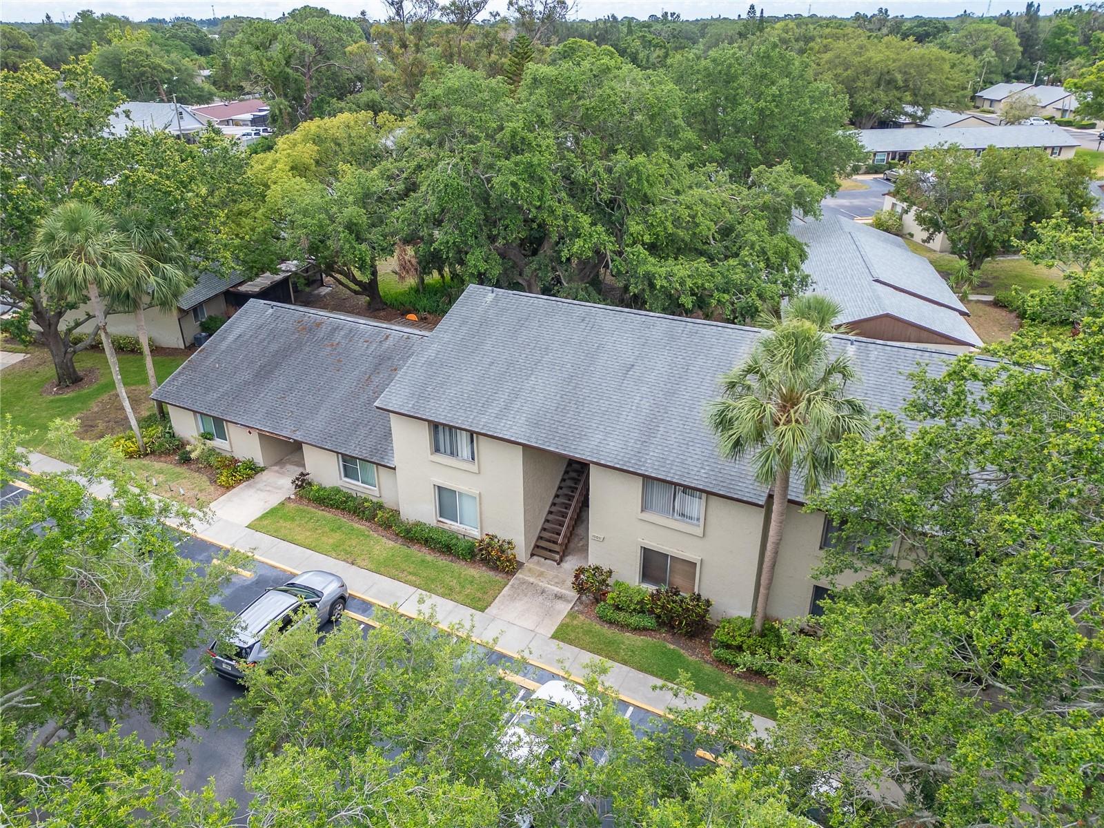 WOODSIDE VILLAGE CONDO - Residential Lease