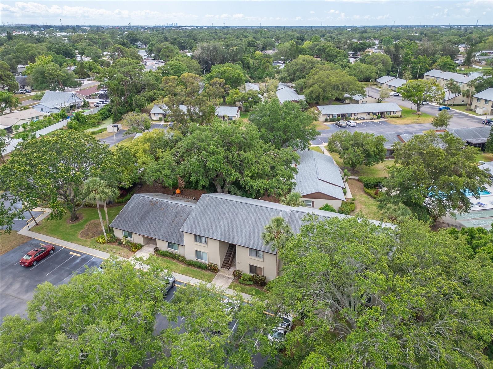 WOODSIDE VILLAGE CONDO - Residential Lease