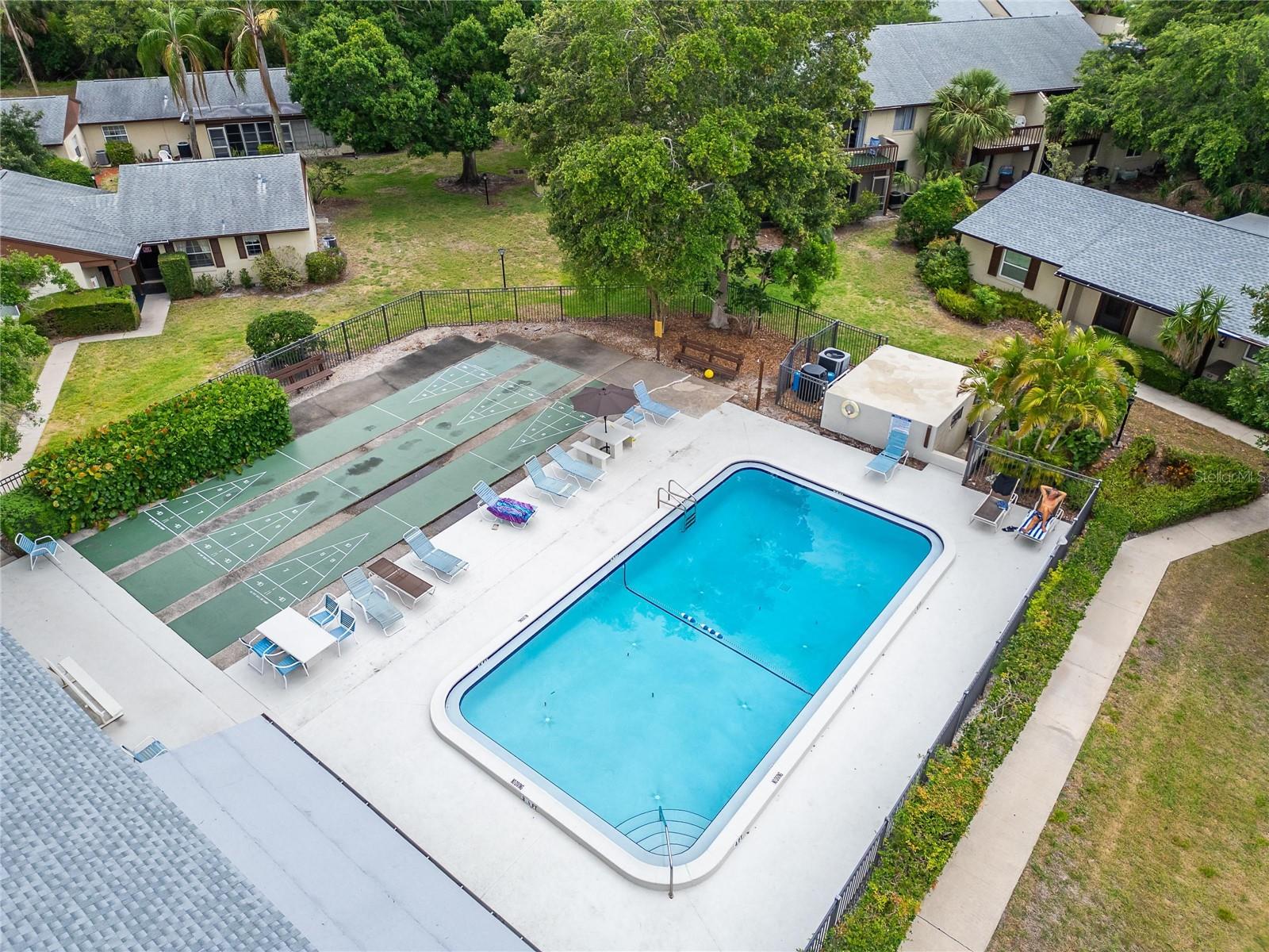 WOODSIDE VILLAGE CONDO - Residential Lease