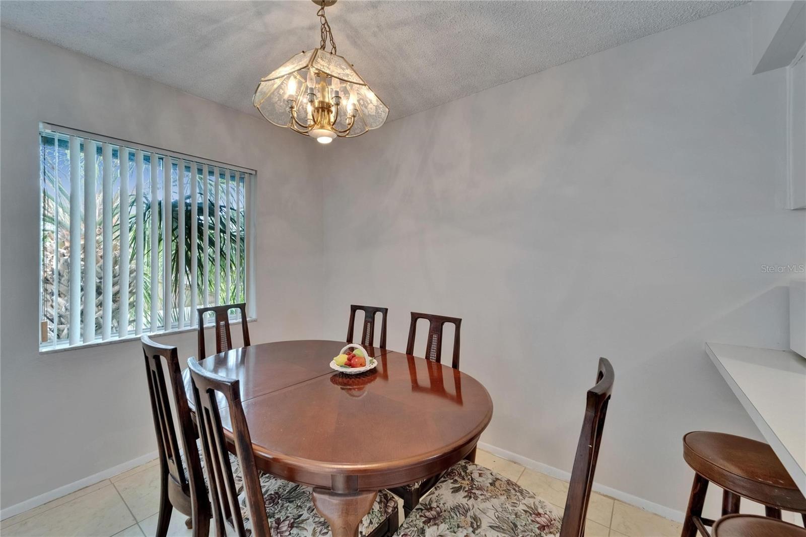 WOODSIDE VILLAGE CONDO - Residential Lease