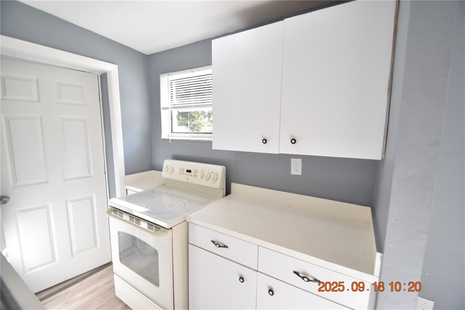 CRESTRIDGE 4TH ADD - Residential Lease