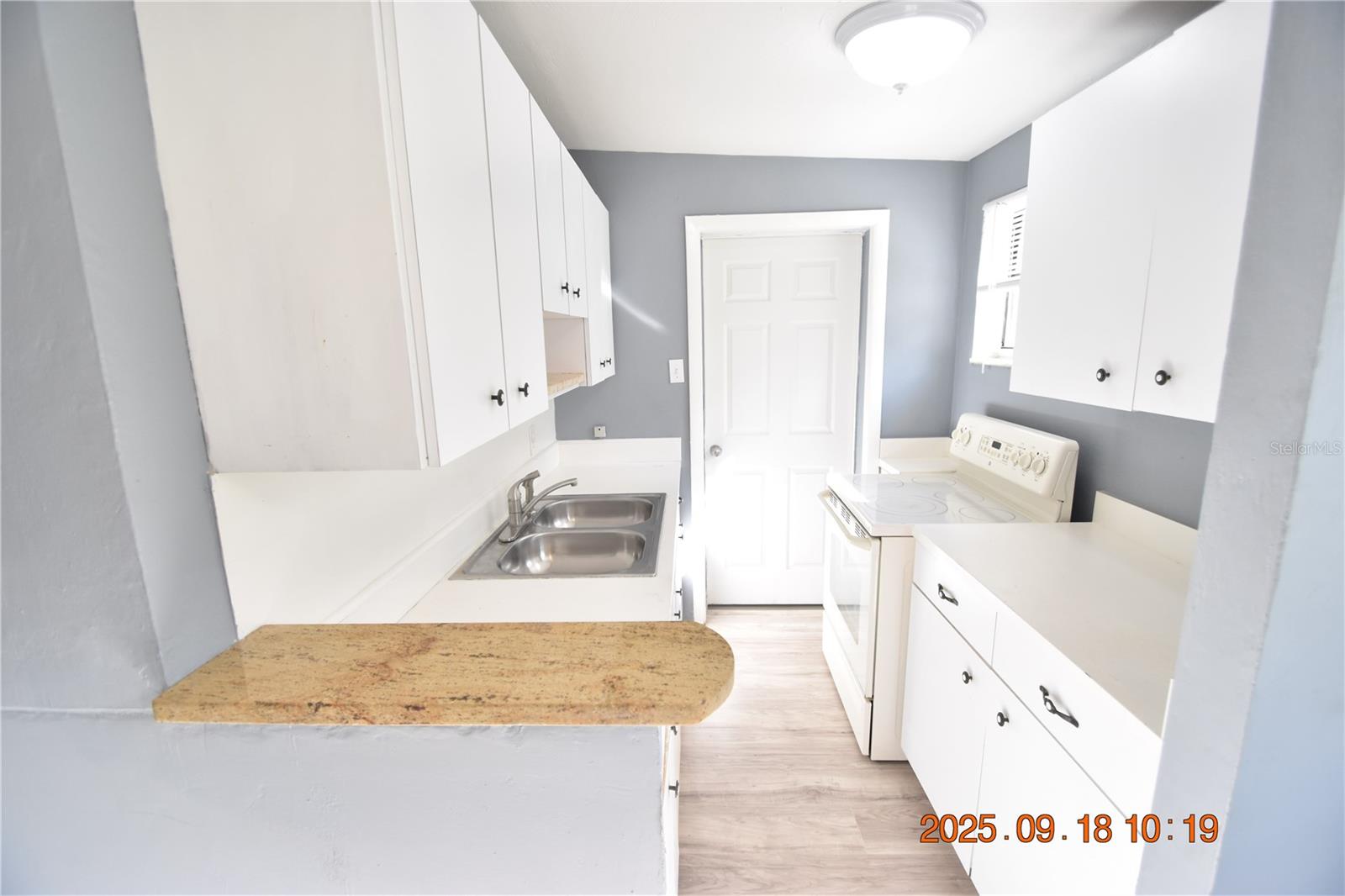 CRESTRIDGE 4TH ADD - Residential Lease