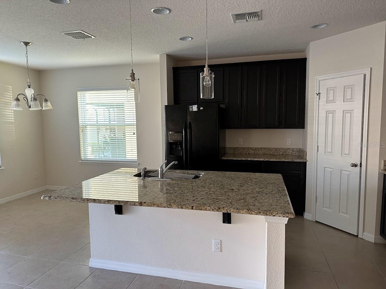 PRESERVE AT TAPESTRY PH 1 - Residential Lease