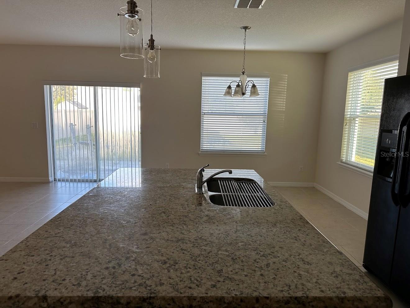 PRESERVE AT TAPESTRY PH 1 - Residential Lease