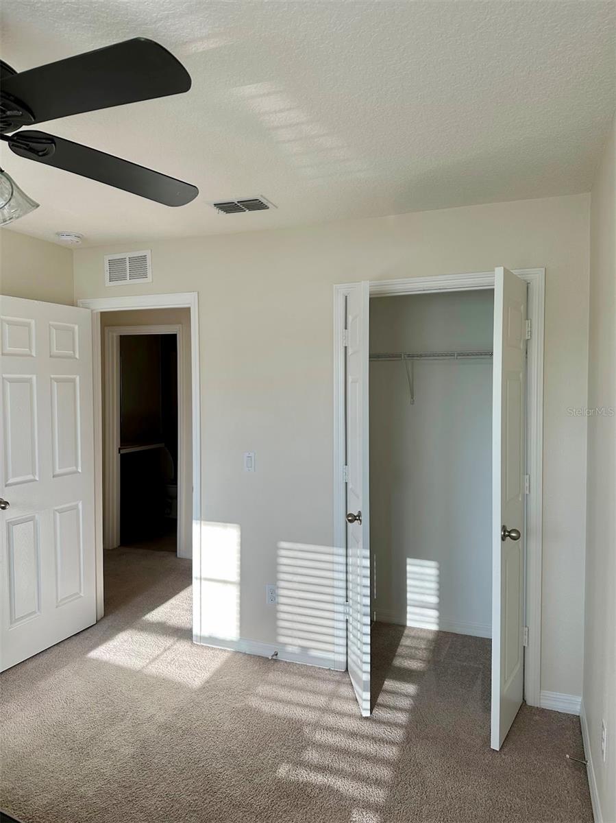 PRESERVE AT TAPESTRY PH 1 - Residential Lease