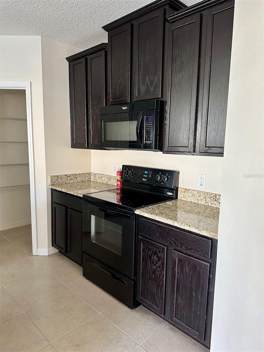 PRESERVE AT TAPESTRY PH 1 - Residential Lease